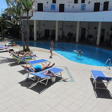 Hotel L'Ancora Capo Vaticano Exteriör bild