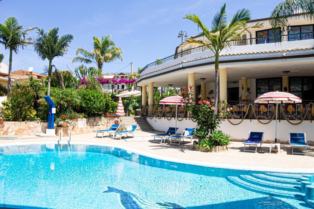Hotel L'Ancora Capo Vaticano Exteriör bild