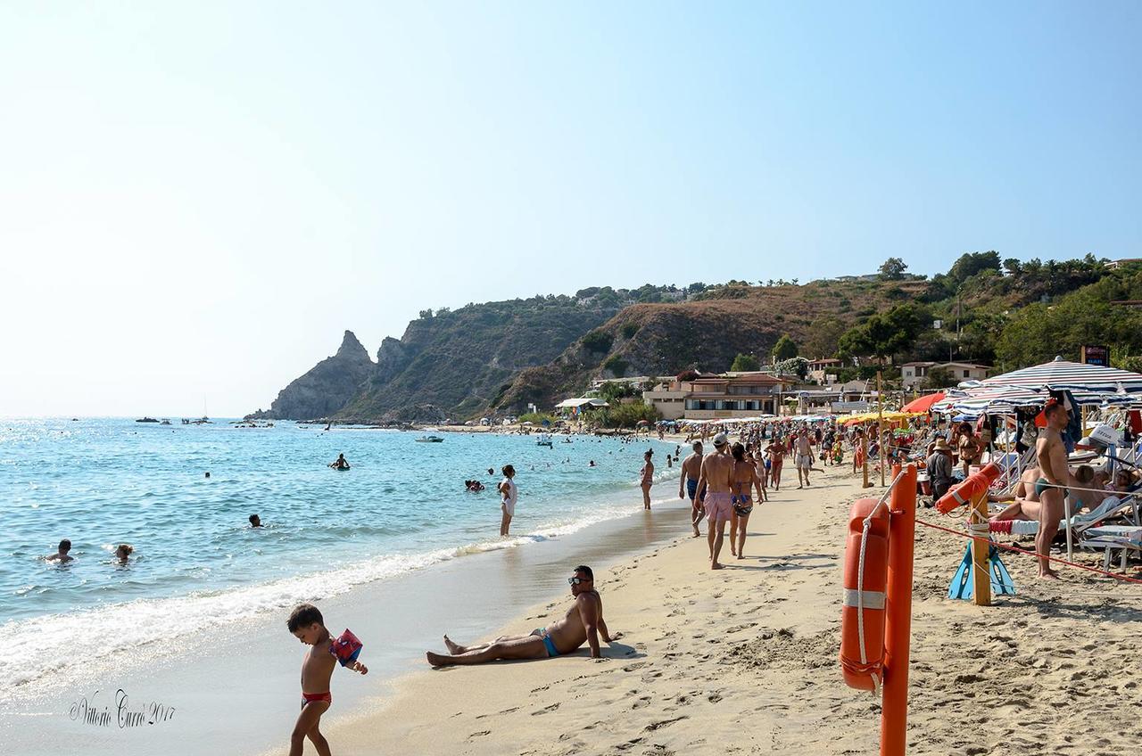 Hotel L'Ancora Capo Vaticano Exteriör bild