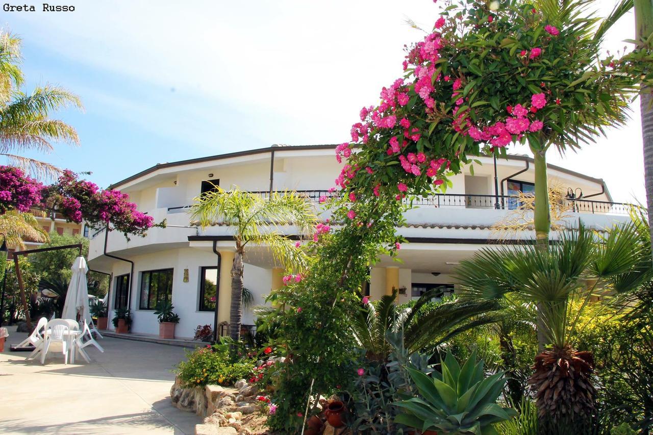 Hotel L'Ancora Capo Vaticano Exteriör bild