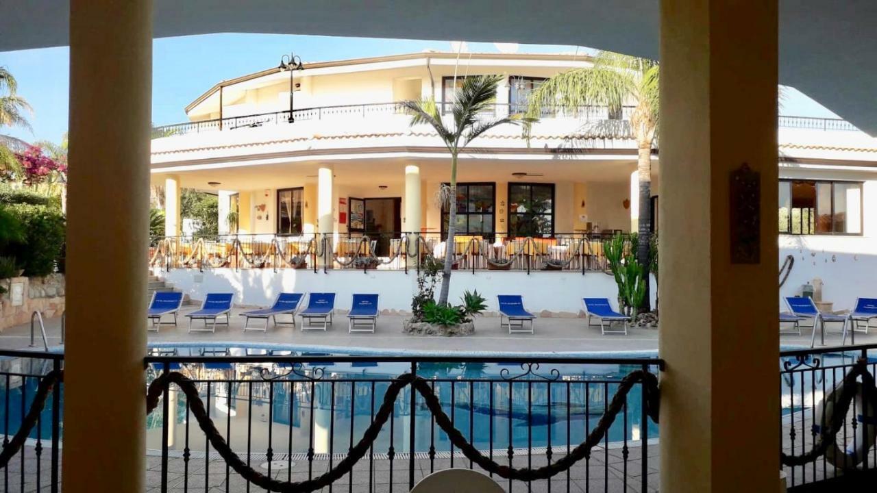 Hotel L'Ancora Capo Vaticano Exteriör bild